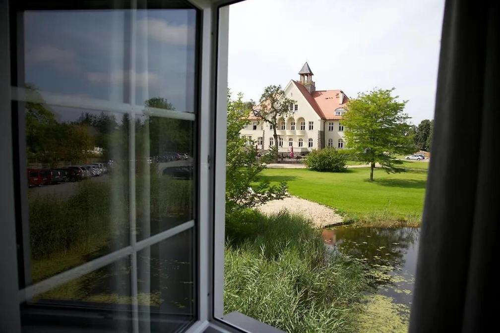 Schloss Krugsdorf Exteriör bild